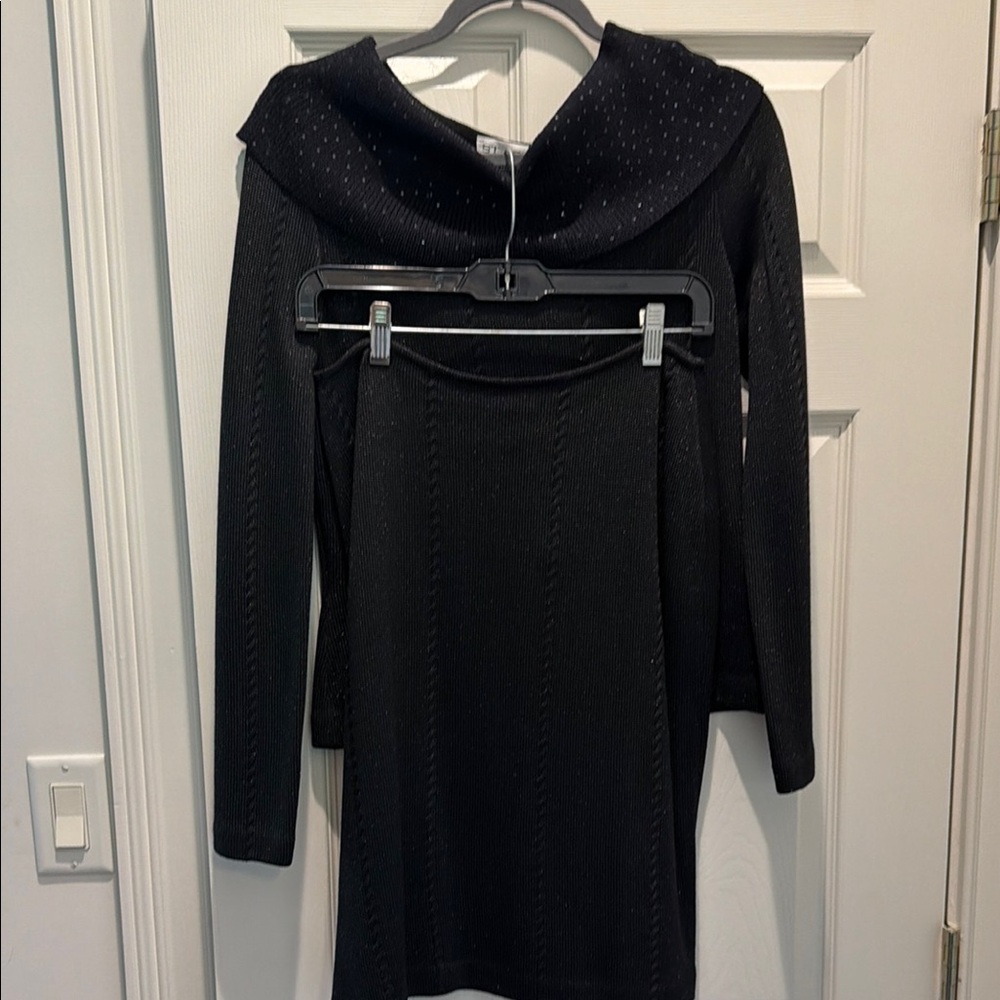 St. John Black Long-Sleeve Knit Sweater with Draped Cowl and matching skirt sz 4